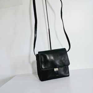 Vintage Jones Wear Black Leather Flap Messenger Crossbody Bag